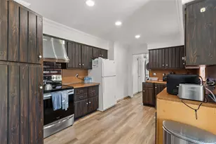 173 Tahlulah Ln, West Islip, NY 11795 - Photo 9