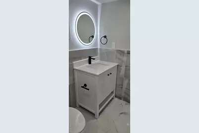 125 Burlington Avenue, Deer Park, NY 11729 - Photo 33