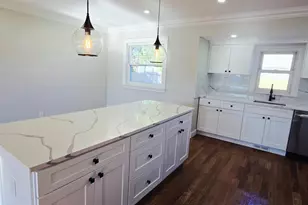 125 Burlington Ave, Deer Park, NY 11729 - Photo 7