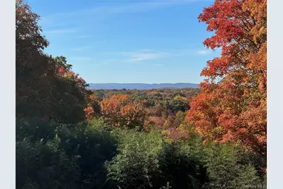 1795 Morningview Drive, Yorktown Heights, NY 10598 - Photo 19