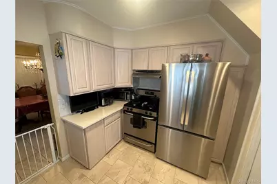 9 Christabel Street, Lynbrook, NY 11563 - Photo 15