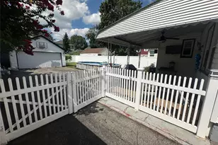 9 Christabel St, Lynbrook, NY 11563 - Photo 5