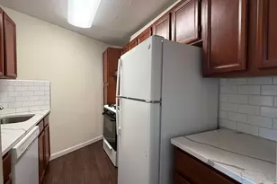 2 Bay Club Dr, Bayside, NY 11360 - Photo 5