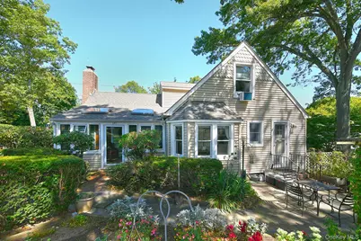 121 Van Buren Drive, Centerport, NY 11721 - Photo 7