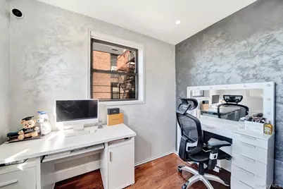 139-21 85th Drive #5B, Briarwood, NY 11435 - Photo 19