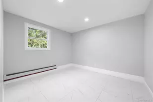 43 Chanel Dr E, Shirley, NY 11967 - Photo 23