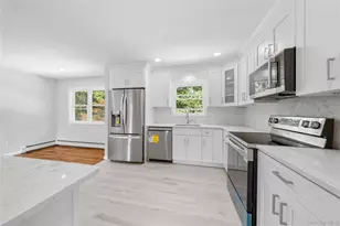 43 Chanel Dr E, Shirley, NY 11967 - Photo 7