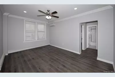 726 Howell Avenue #B, Riverhead, NY 11901 - Photo 3