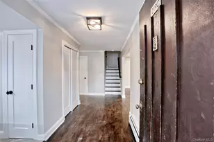 219 Kearsing Pkwy, Monsey, NY 10952 - Photo 3