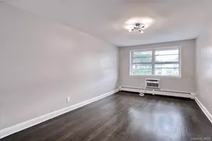 219 Kearsing Pkwy, Monsey, NY 10952 - Photo 17