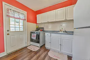 12 Garnet Dr, Brentwood, NY 11717 - Photo 3