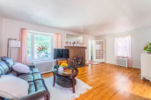 130-49 217th St, Springfield Gardens, NY 11413 - Photo 7