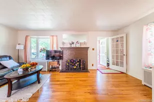 130-49 217th St, Springfield Gardens, NY 11413 - Photo 5