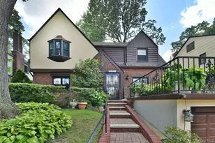 139-30 Coolidge Ave, Briarwood, NY 11435 - Photo 1