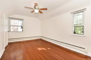 139-30 Coolidge Ave, Briarwood, NY 11435 - Photo 17