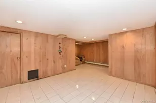 139-30 Coolidge Ave, Briarwood, NY 11435 - Photo 21