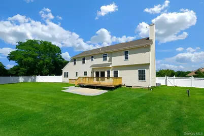 2 Anthony, Rocky Point, NY 11778 - Photo 5