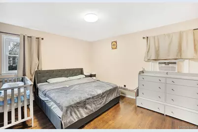 57 1st Street, Hicksville, NY 11801 - Photo 19