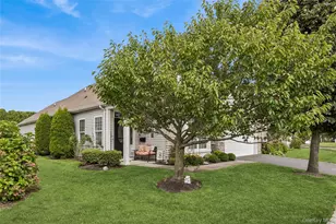 25 Louden Loop, Mount Sinai, NY 11766 - Photo 3