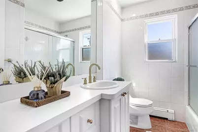 241 Hendrickson Avenue, Lynbrook, NY 11563 - Photo 25