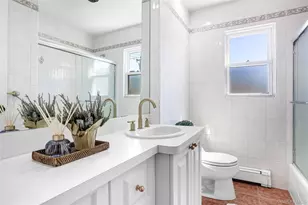 241 Hendrickson Ave, Lynbrook, NY 11563 - Photo 25