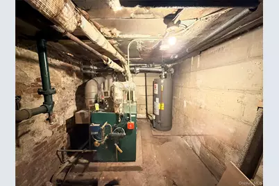 482 Ridgewood Avenue, Brooklyn, NY 11208 - Photo 15