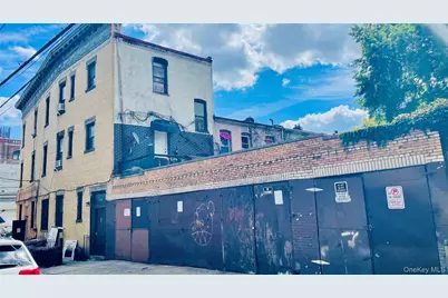 482 Ridgewood Avenue, Brooklyn, NY 11208 - Photo 3