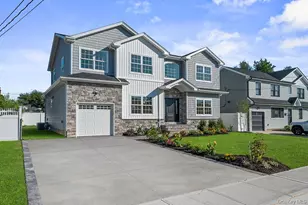 1890 Chester Dr, East Meadow, NY 11554 - Photo 15