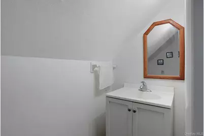 27 Osborne Hill Road, Wappingers Falls, NY 12590 - Photo 21