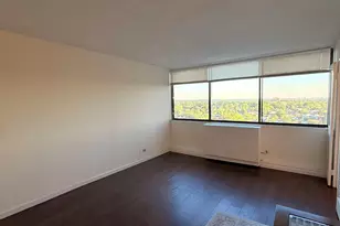 2 Bay Club Dr, Bayside, NY 11360 - Photo 7