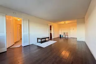 2 Bay Club Dr, Bayside, NY 11360 - Photo 3