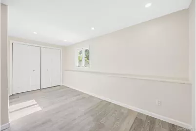 20 E 8th Street, Deer Park, NY 11729 - Photo 17