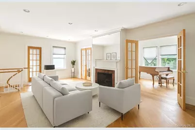 19404 110th Road, Saint Albans, NY 11412 - Photo 9