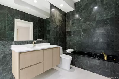 19404 110th Road, Saint Albans, NY 11412 - Photo 15