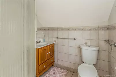 98-02 161st Avenue, Howard Beach, NY 11414 - Photo 25