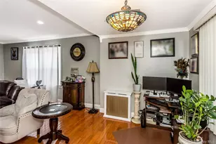 98-02 161st Ave, Howard Beach, NY 11414 - Photo 7