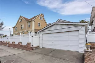 98-02 161st Ave, Howard Beach, NY 11414 - Photo 3