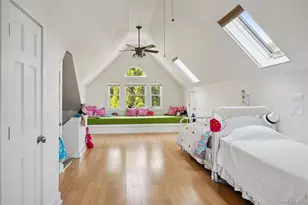 409 Old Canoe Place Rd, Southampton, NY 11968 - Photo 17