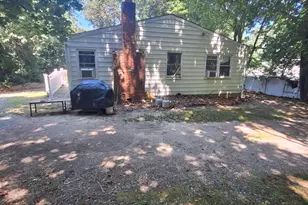 40 Christian Ave, Setauket, NY 11733 - Photo 15