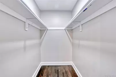 215 Kearsing Parkway, Monsey, NY 10952 - Photo 15