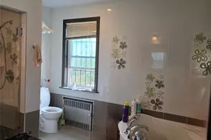 65-26 167th St, Fresh Meadows, NY 11365 - Photo 7