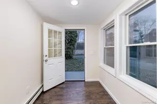 30170 Main Rd, Cutchogue, NY 11935 - Photo 7