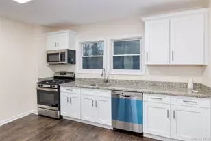 30170 Main Rd, Cutchogue, NY 11935 - Photo 3