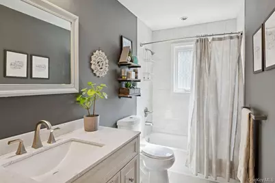 30 Lone Oak Path, Smithtown, NY 11787 - Photo 29