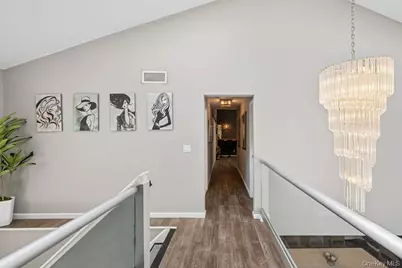 30 Lone Oak Path, Smithtown, NY 11787 - Photo 11