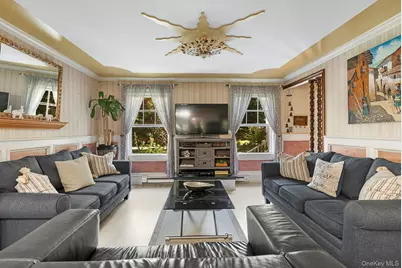 18 Glade Road, White Sulphur Springs, NY 11937 - Photo 5