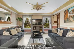 18 Glade Rd, White Sulphur Springs, NY 11937 - Photo 5