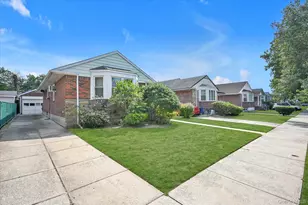 82-11 232nd St, Bellerose, NY 11427 - Photo 3