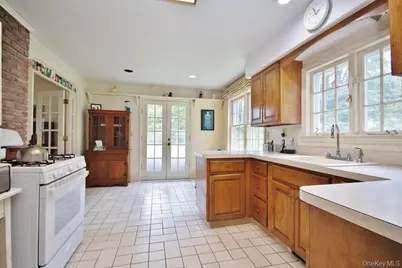 2586 Lucas Turnpike, High Falls, NY 12440 - Photo 9