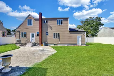 260 Cedar Court, Copiague, NY 11726 - Photo 25